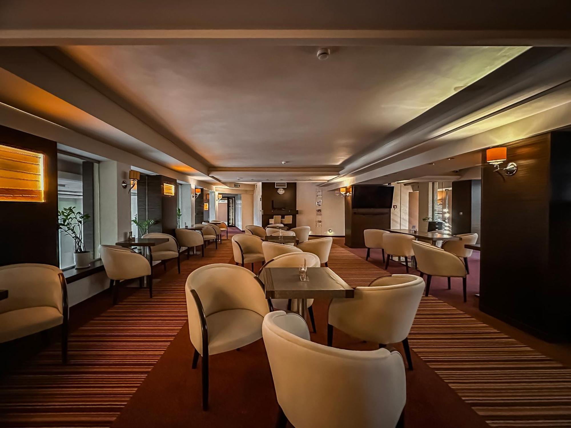 Malinowy Dwor Hotel Medical Spa Сверадув-Здруй Экстерьер фото