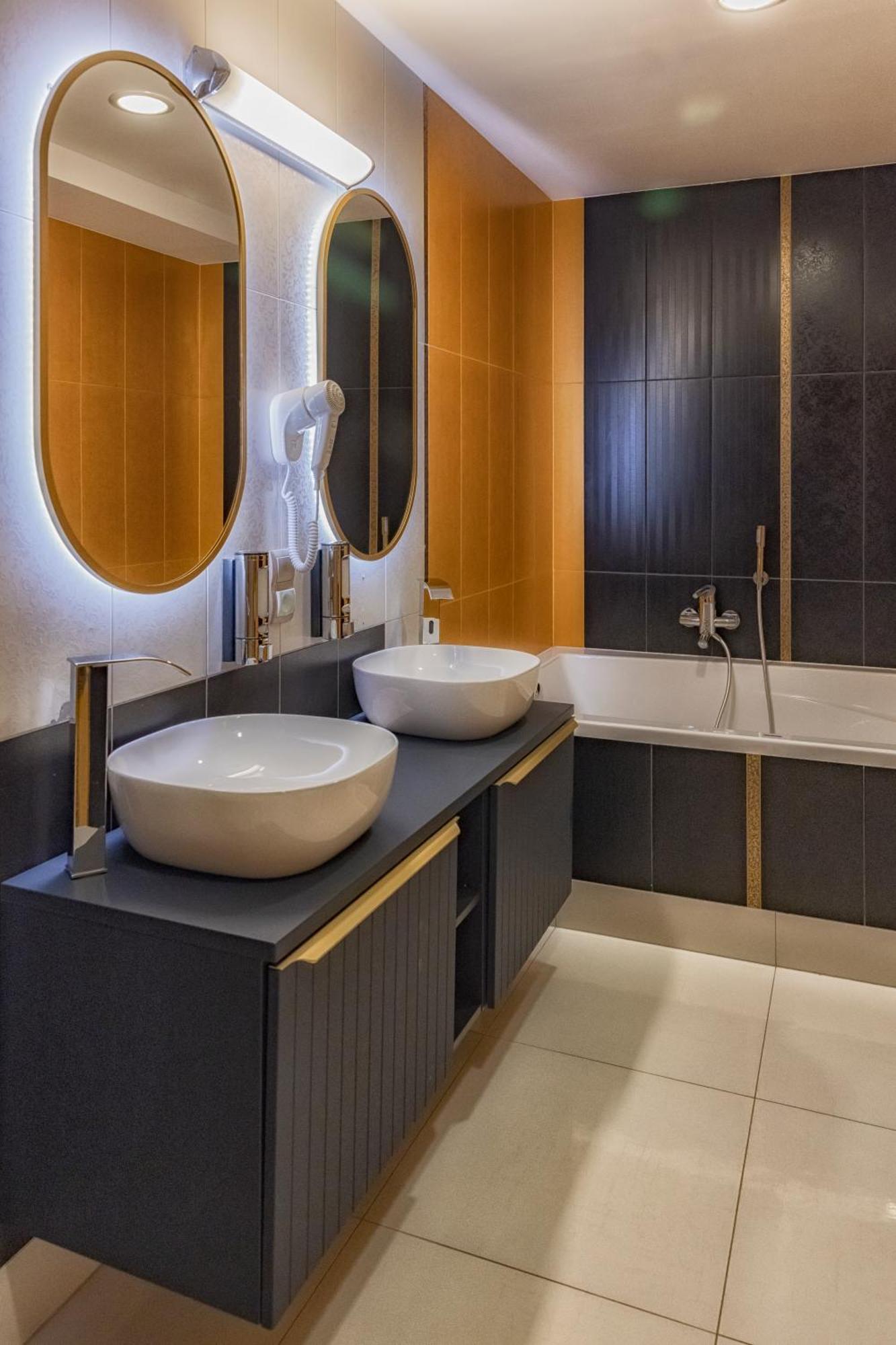 Malinowy Dwor Hotel Medical Spa Сверадув-Здруй Экстерьер фото