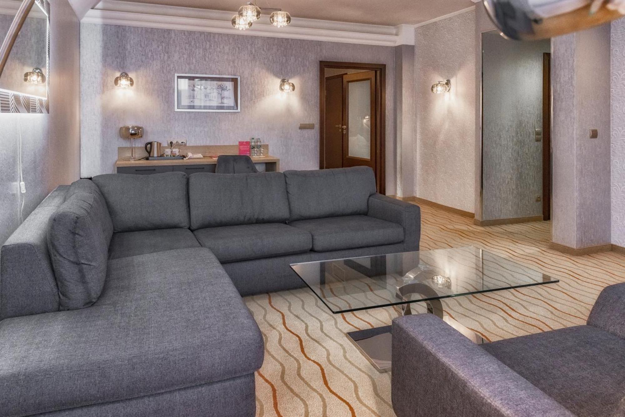 Malinowy Dwor Hotel Medical Spa Сверадув-Здруй Экстерьер фото